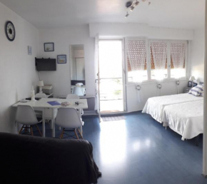 Studio Les Thermes de NOÉ 100 mètres des Thermes, idéal pour les Curistes & Vacanciers, Déplacements Professionnels & Stagiaires Stélia